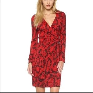Diane Von Furstenberg Red Python Savannah Dress 100% Silk Snakeskin Print Sz 10